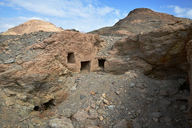 pozos en el Wadi Sikait, Mons Smaragdus