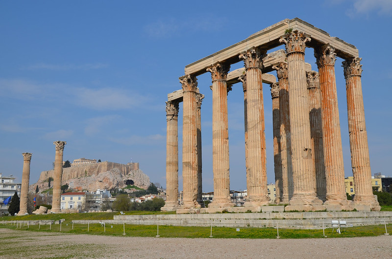 templo de Zeus en Atenas, foto de Carole Raddato