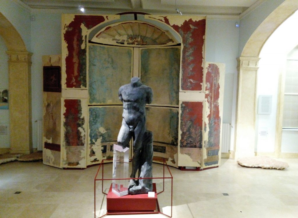 fresco romano en el museo arqueológico de Anzio