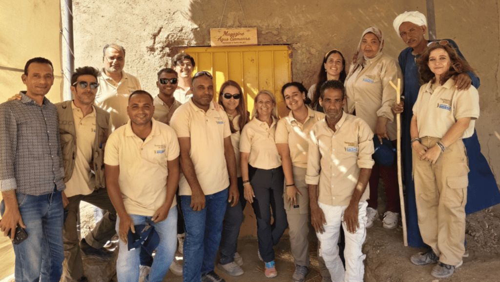 equipo del proyecto de excavación del templo de Tutmosis III dirigido por Myriam Seco