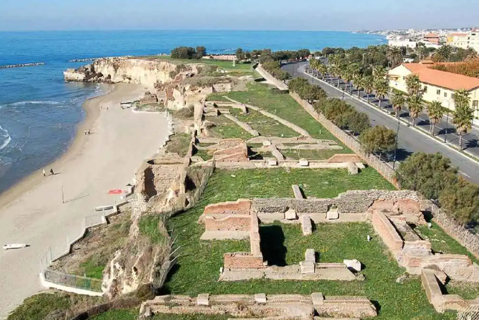 vestigios del palacio imperial de Nerón en Anzio
