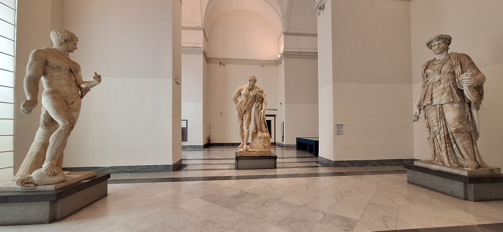 coleccion farnesio del museo arqueológico de Napoles