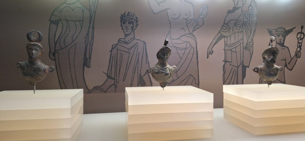 apliques de bronce romanos conocidos como los bronces de Higer