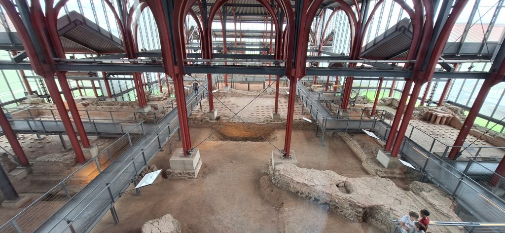 interior de las termas romanas de Xanten