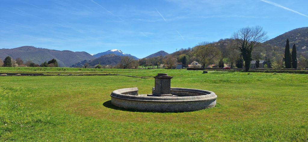 monumento circular romano en Saint-Bertrand-de-Comminges