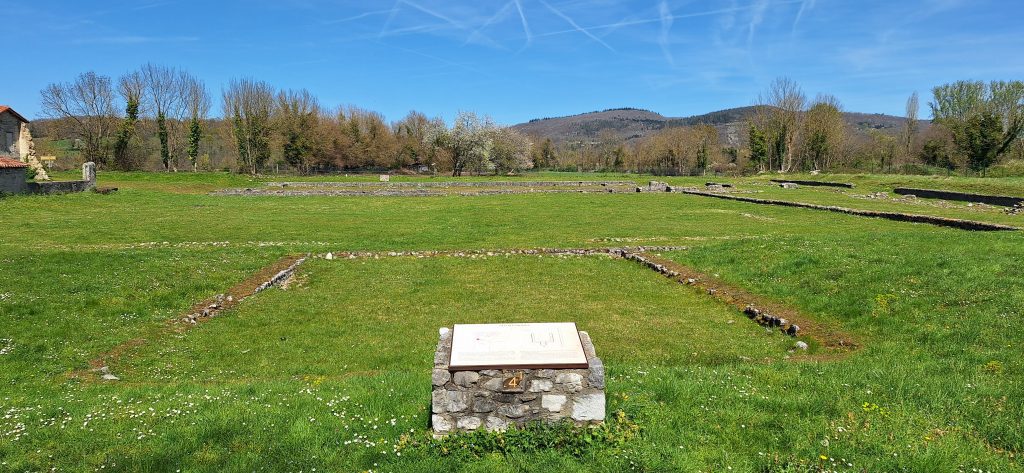vestigios romanos de la Plaza Central de Saint-Bertrand-de-Comminges