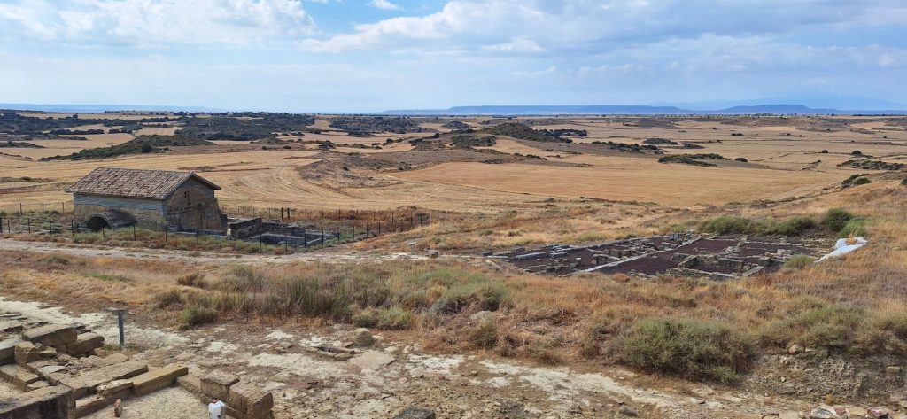 Termas y barrio artesano de Los Bañales