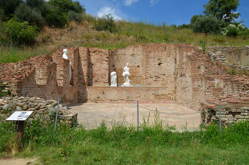 edificio del área del foro romano de Rusellae