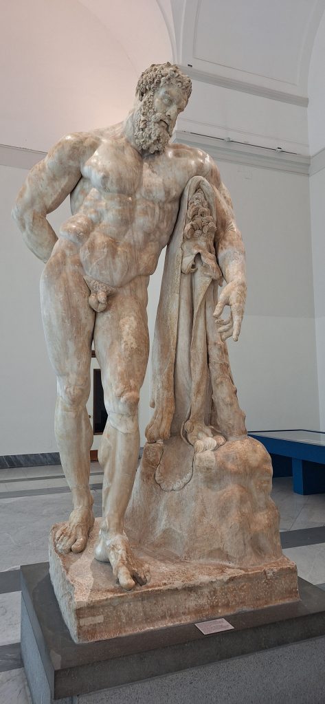 Escultura del Hercules farnesio