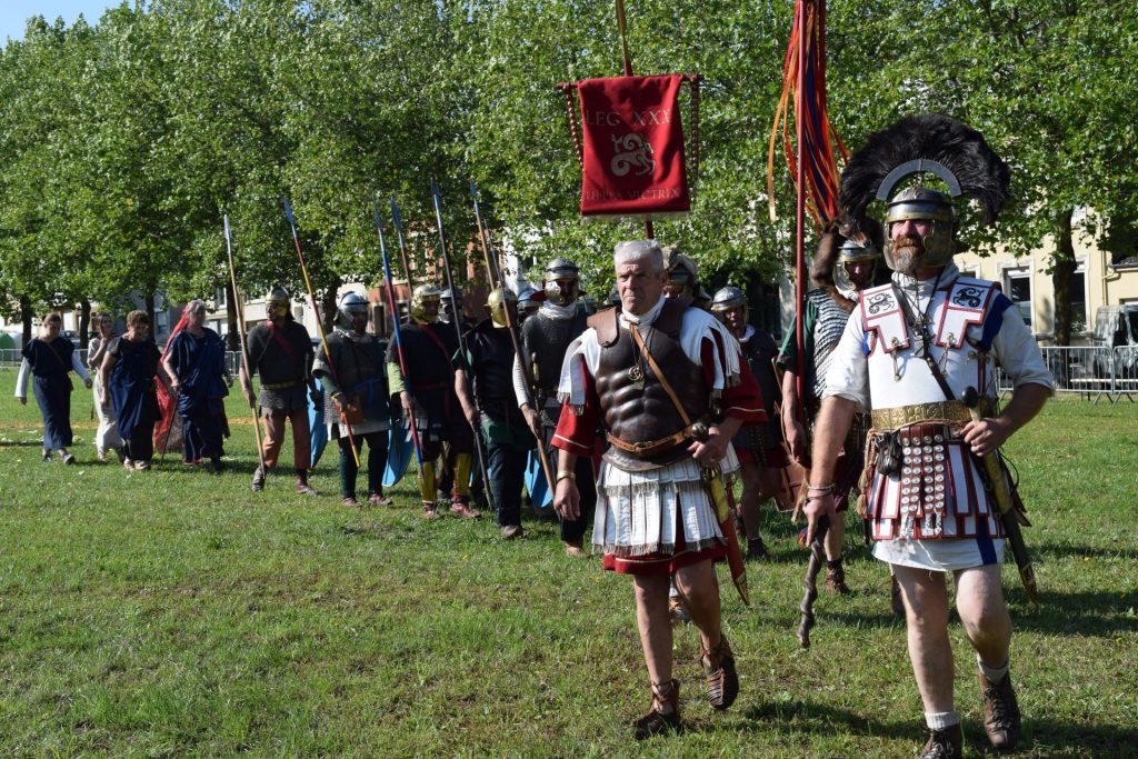 Recreación histórica en el festival romano de Arlon