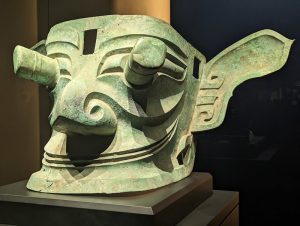 Cabeza de bronce de Sanxingdui