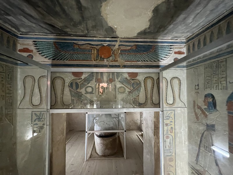 interior de la tumba de Amenherkhepshef en el valle de las Reinas