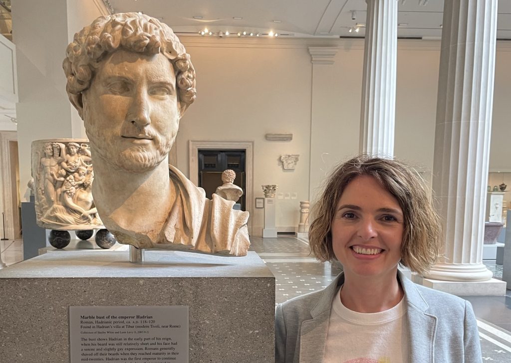 Carole Raddato y los viajes del emperador Adriano