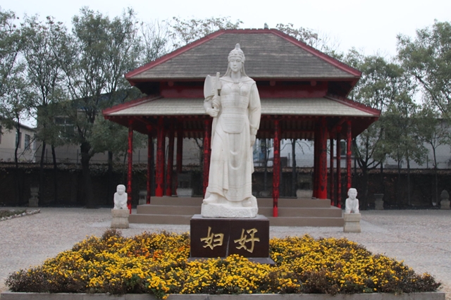estatua de Fu Hao en Yinxu