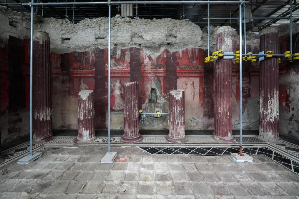 frescos dionisiacos de la Casa del Tíaso en Pompeya