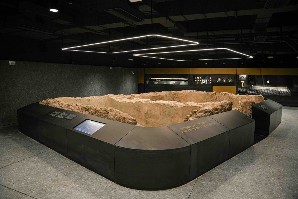 vestigios arqueológicos en la estación de metro de la línea C - Colosseo-Fori Imperiali de Roma