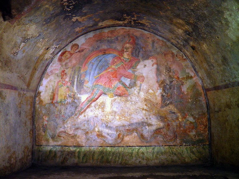 Fresco con la tauroctonía en el mitro de Capua