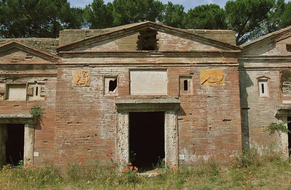 Tumba de T. Claudius Eutychus en Isola Sacra