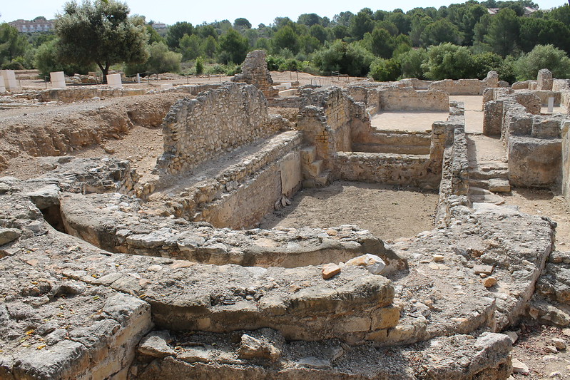 frigidarium de las termas de la villa romana de Altafulla, Els Munts