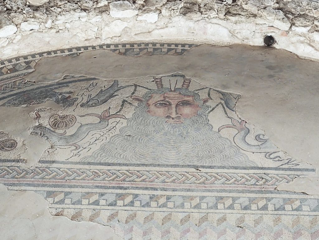 mosaico de Océano en la villa romana de Carranque, Toledo