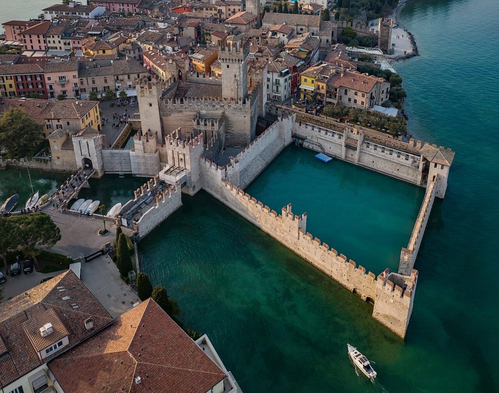 Castello Scaligero de Sirmione