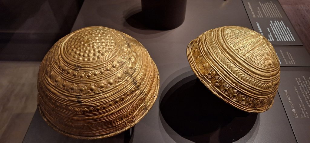 cuencos de Axtroki del Bronce Final en el MAN Madrid