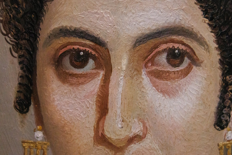 Primer plano del retrato de momia de Isidora. British Museum
