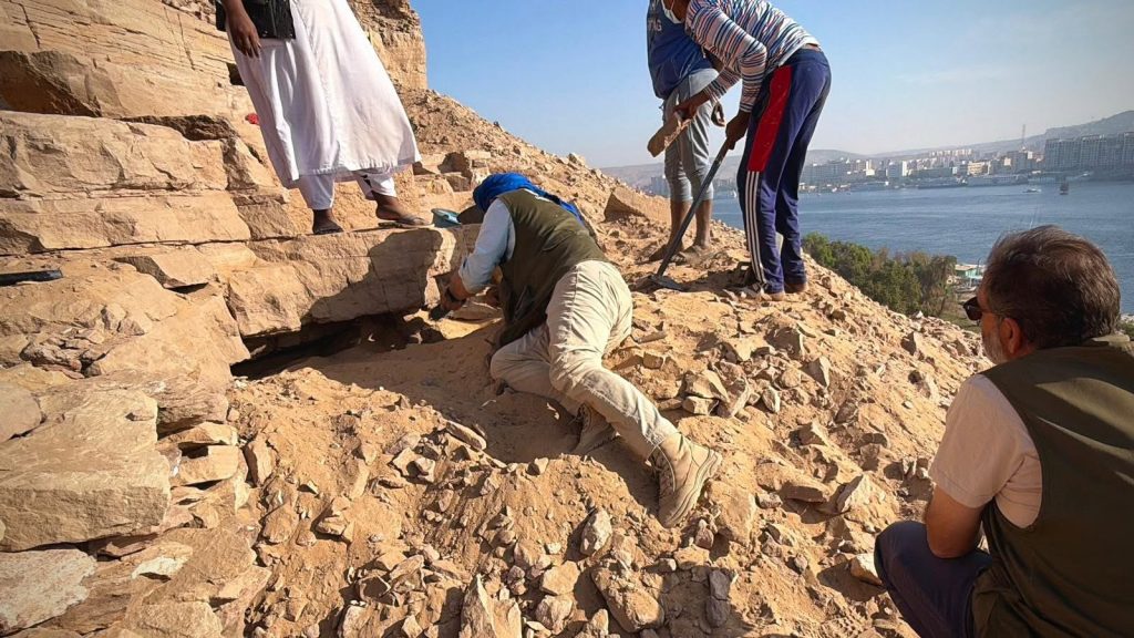 Excavación en Qubbet el-Hawa
