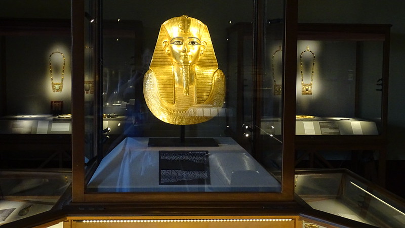 máscara funeraria del faraón Psusennes I