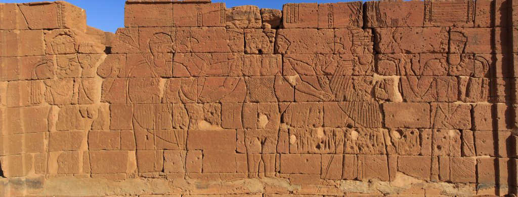 Relieves de un templo de Naqa, reino de Kush