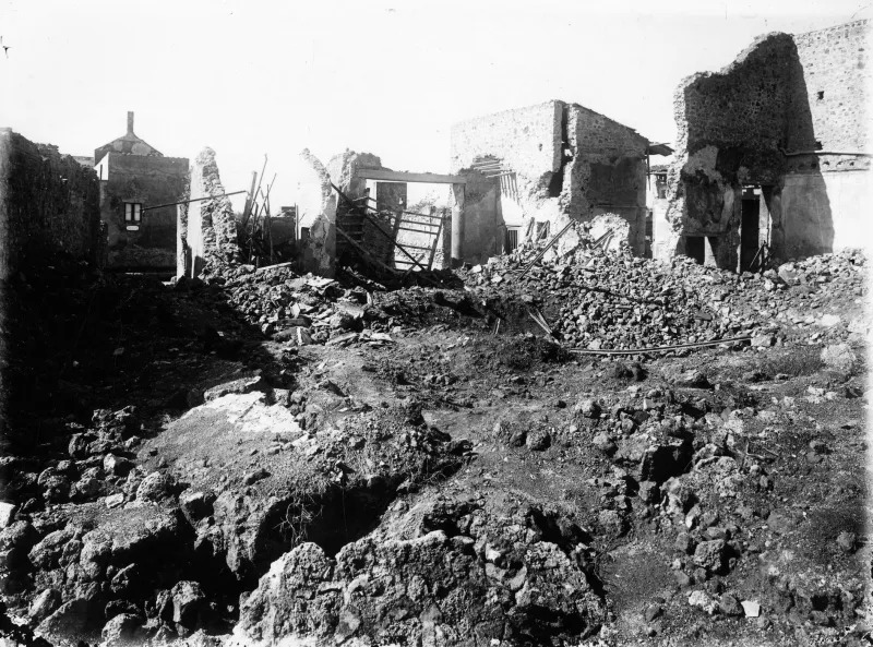 Casa de la Reina Margarita de Pompeya tras el bombardeo aliado de 1943