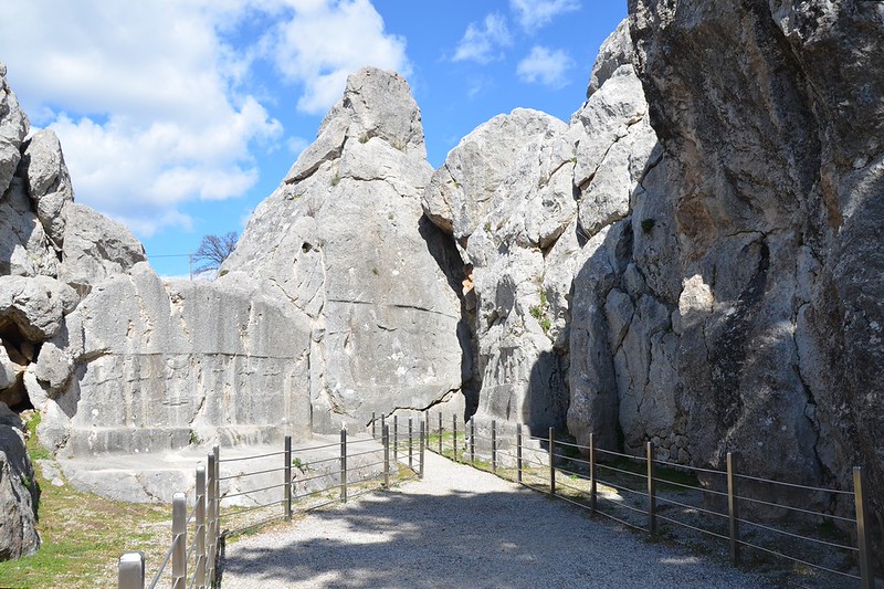 Cámara A del santuario de Yazılıkaya en Hattusa