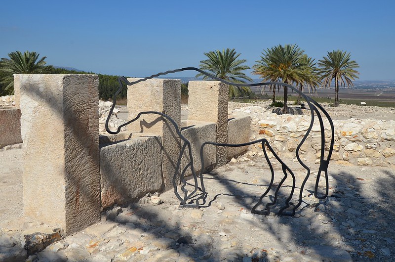 Establos meridionales de Megiddo