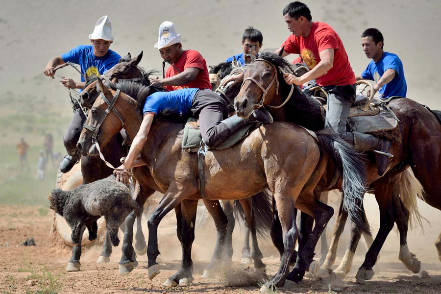 juego del Kok Buru o lobo gris