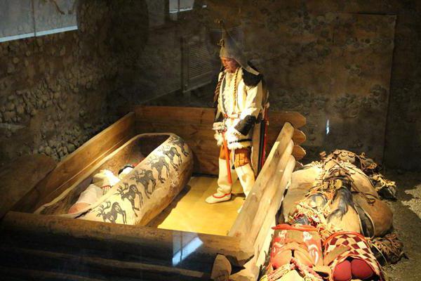 Recreación de la tumba de la Princesa de Ukok